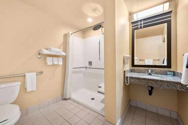 Best Western Topaz Lake Inn image 29