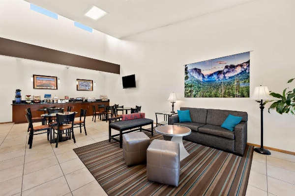 Best Western Topaz Lake Inn image 4